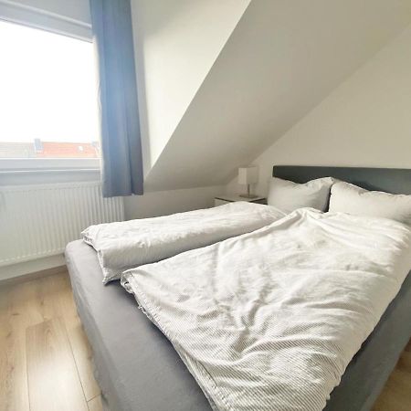Grosszugige Wohnung In Der Neustadt Бремен Экстерьер фото